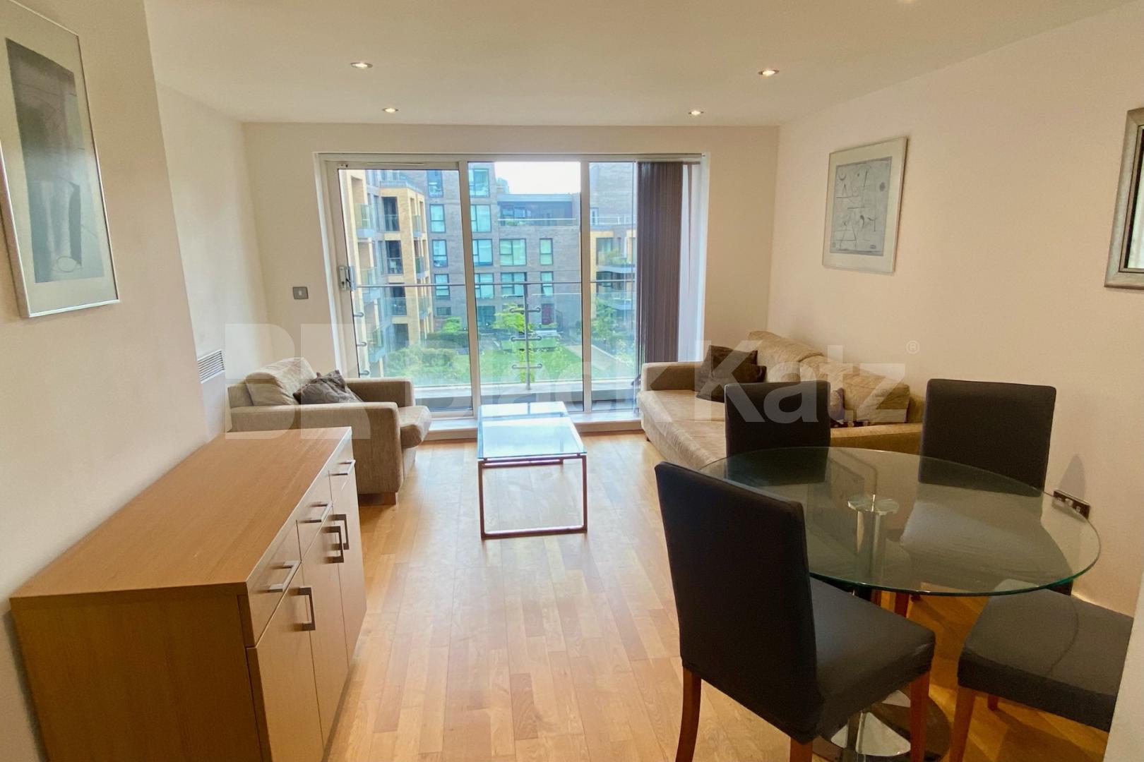 Modern, bright and airy one bedroom apartment. Long Lane, London Bridge/ Borough